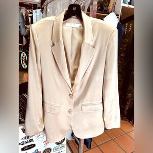ASTR Women’s Satin Blazer - Champagne